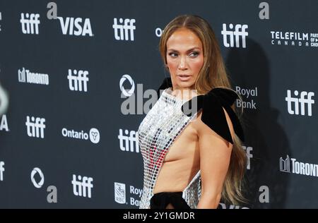 Toronto, Canada. 6 settembre 2024. Jennifer Lopez partecipa alla prima di "Unstoppable" durante il Toronto International Film Festival 2024 alla Roy Thomson Hall il 6 settembre 2024 a Toronto, Ontario./Sipa USA Credit: SIPA USA/Alamy Live News Foto Stock