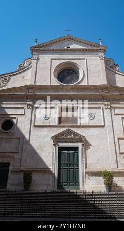 Roma, Italia, 26 luglio 2024, facciata di Sant'Agostino in Piazza di Sant'Agostino, solo editoriale. Foto Stock