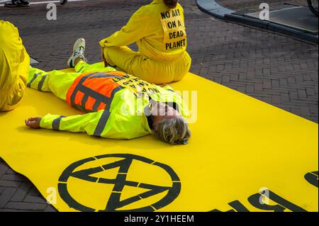 Rebellion Extinction Blocks The Rijksmuseum Museum at Amsterdam, Paesi Bassi 7-9-2024 Foto Stock