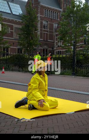 Rebellion Extinction Blocks The Rijksmuseum Museum at Amsterdam, Paesi Bassi 7-9-2024 Foto Stock