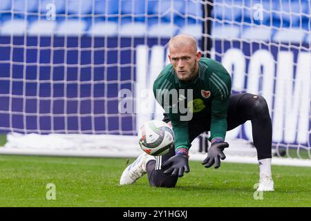 CARDIFF, GALLES - 5 SETTEMBRE 2024: Il portiere del Galles Adam Davies durante una sessione di allenamento maschile del Galles al Cardiff City Stadium davanti al Foto Stock