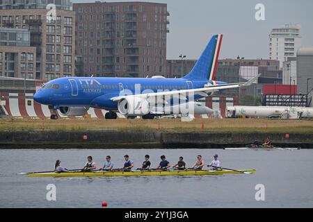 Londra, Regno Unito. 7 settembre 2024. L'aeroporto di London City nel Regno Unito ha pianificato di aumentare il suo limite annuo di passeggeri a nove milioni di passeggeri all'anno rispetto ai sei milioni e mezzo approvati dal governo e di volare tre voli extra nella prima mezz'ora delle sue operazioni quotidiane. Tuttavia, il suo piano di estendere le operazioni fino al sabato pomeriggio è stato respinto e deve continuare a chiudere alle 12:30 del sabato nonostante volesse prolungarle fino alle 18:30. Crediti: MARTIN DALTON/Alamy Live News Foto Stock