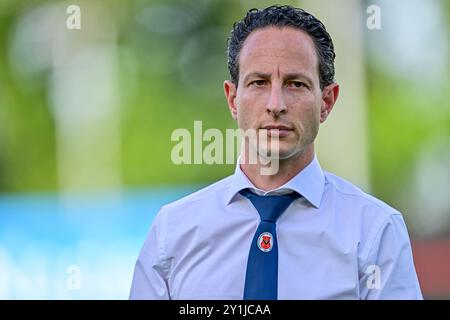 Groesbeek, Paesi Bassi. 7 settembre 2024. GROESBEEK, 07-09-2024, Sportpark Zuid, Betnation Divisie. Dutch Tweede Divisie, stagione calcistica 2024/2025. Allenatore dell'AFC Benno Nihom durante l'incontro de Treffers - AFC. Crediti: Pro Shots/Alamy Live News Foto Stock