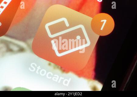 OSTRAVA, REPUBBLICA CECA - 27 LUGLIO 2024: App mobile Stocard per la memorizzazione di carte fedeltà per i negozi su smartphone Foto Stock