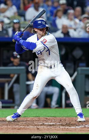 3 settembre 2024: L'interbase dei Kansas City Royals Bobby Witt Jr. (7) batte contro i Cleveland Guardians al Kauffman Stadium di Kansas City, Missouri. David Smith/CSM Foto Stock