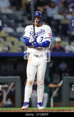 3 settembre 2024: L'interbase dei Kansas City Royals Bobby Witt Jr. (7) batte contro i Cleveland Guardians al Kauffman Stadium di Kansas City, Missouri. David Smith/CSM Foto Stock