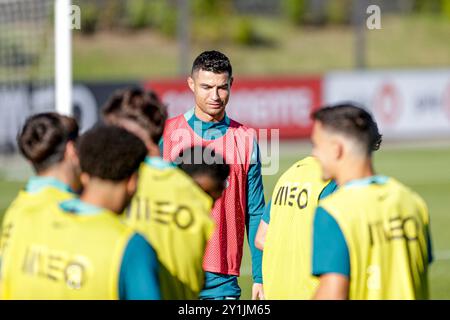 Lisbona, Portogallo. 7 settembre 2024. Cristiano Ronaldo durante la sessione di allenamento della Nazionale portoghese al Cidade do Futebol (città del calcio) il 7 settembre 2024 a Lisbona, Portogallo. Sessione di allenamento della Nazionale portoghese al Cidade do Futebol (Valter Gouveia/SPP) credito: SPP Sport Press Photo. /Alamy Live News Foto Stock