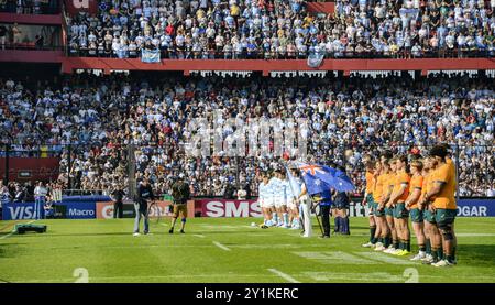 Santa Fe, Argentina. 7 settembre 2024. Santa Fé, Argentina - 7 settembre 2034: I Pumas giocano una nuova partita del campionato di rugby per il quarto turno, cercando vendetta contro l'Australia dopo quello che è successo la scorsa settimana. Il team, guidato da Felipe Contepomi, riceverà i Wallabies a Santa Fe. Per questa partita, l'allenatore ha apportato quattro cambiamenti alla squadra di partenza, evidenziando il cambiamento nella posizione di apertura: Tomás Albornoz sostituirà Santiago Carreras, il che significa un aggiustamento chiave nella strategia di gioco. Crediti: UNAR Photo/Alamy Live News Foto Stock