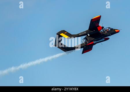 Portrush, Regno Unito. 7 settembre 2024. 07/09/2024 Portrush Portrush Airshow 2024 l'OV-10 Bronco pilotato dal Bronco Demo Team è un ex Bronco dell'Aeronautica militare tedesca. Si tratta di un aereo da attacco leggero a turboelica e di osservazione. Sviluppato negli anni '1960 per il combattimento contro l'insurrezione (COIN), la sua missione principale era quella di un aereo Forward Air Control (FAC). È stato appositamente progettato per la guerra del Vietnam e schierato con successo durante la guerra fredda e la prima guerra del Golfo (operazione Desert Shield). Crediti: Bonzo/Alamy Live News Foto Stock