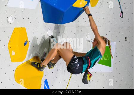 Capodistria, Slovenia. 7 settembre 2024. Mattea PÖTZI dell'Austria gareggia durante la finale della Coppa del mondo IFSC Koper 2024 il 7 settembre 2024 a Capodistria, in Slovenia. (Foto di Rok Rakun/Pacific Press) credito: Pacific Press Media Production Corp./Alamy Live News Foto Stock