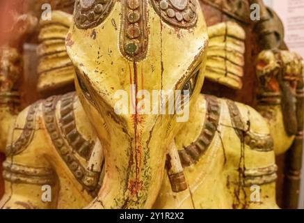 Ganesh, XIX secolo, legno policromo, India, Museo Nazionale di Antropologia, Madrid, Spagna. Foto Stock