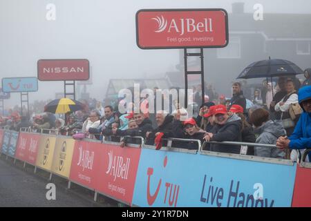 South Shields, Regno Unito. 8 settembre 2024. Meteo nel Regno Unito: Pioggia e nebbia al traguardo della Great North Run a South Shields. Crediti: Bradley Taylor / Alamy Live News Foto Stock