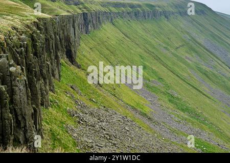 High Cup Scar vista dalla Pennine Way sulla High Cup Nick, vicino a Dufton, Appleby-in-Westmorland, Cumbria Foto Stock