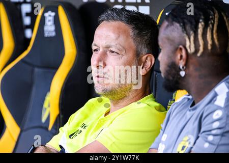 Lier, Belgio. 8 settembre 2024. L'allenatore di Lierse Christophe Gregoire, nella foto prima di una partita di calcio tra K. Lierse S.K. (1b) e KFC Houtvenne (2° dilettante), nel sesto turno della Croky Cup Belgian Cup, domenica 08 settembre 2024 a Lier. BELGA PHOTO TOM GOYVAERTS credito: Belga News Agency/Alamy Live News Foto Stock