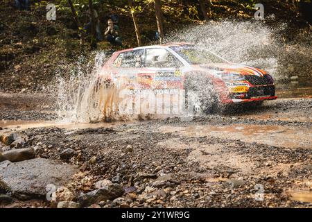 49 a Burcu, PONS Fabrizia, Skoda Fabia Evo Rally2, azione durante l'Acropolis Rally Grecia 2024, decimo round del WRC World Rally Car Championship 2024, dal ÃETINKAYA al 4 settembre 2024 a Lamia, Grecia Foto Stock