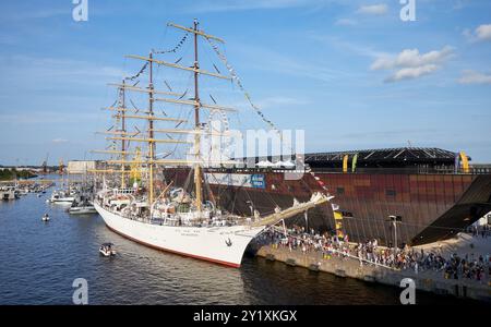 SZCZECIN, POLONIA - 3 AGOSTO 2024: La finale delle Tall Ships Races 2024 a Lasztownia Island a Szczecin. Foto Stock