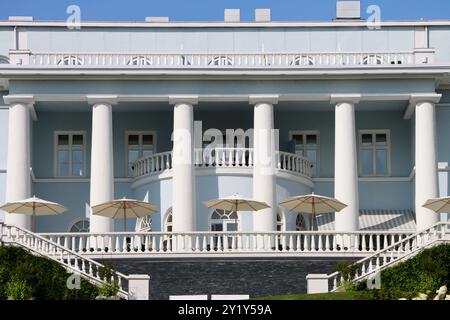 La vecchia casa padronale dell'hotel Haikko Manor nel sud della Finlandia vicino a Porvoo. Foto Stock