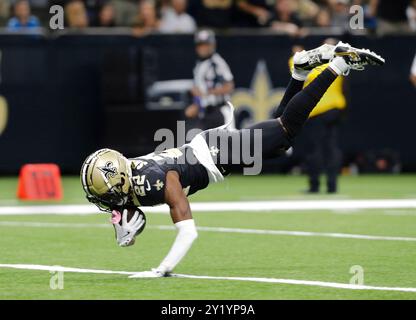 New Orleans, Stati Uniti. 9 settembre 2024. Il wide receiver dei New Orleans Saints Rashid Shaheed (22) segna un touchdown contro i Carolina Panthers al Caesars Superdome di New Orleans domenica 8 settembre 2024. Foto di AJ Sisco/UPI. Crediti: UPI/Alamy Live News Foto Stock