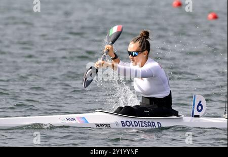 Parigi, Francia. 8 settembre 2024. Paralimpiadi 2024. Canoa da para. Stadio Olimpico Nautico. Parigi. Dalma Boldizsar (HUN) alle Para Canoe Finals durante le Paralimpiadi di Parigi 2024 allo Stadio Nautico Olimpico, Francia. Crediti: Sport in foto/Alamy Live News Foto Stock