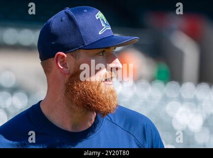 Baltimora, Stati Uniti. 8 settembre 2024. BALTIMORE, MD - 08 SETTEMBRE: Il lanciatore titolare dei Tampa Bay Rays Zack Littell (52) prima di una partita della MLB tra i Baltimore Orioles e i Tampa Bay Rays, l'8 settembre 2024, all'Orioles Park a Camden Yards, a Baltimora, Maryland. (Foto di Tony Quinn/SipaUSA) credito: SIPA USA/Alamy Live News Foto Stock