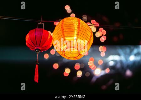 Fuochi d'artificio al 2024 Vietnamita Lantern Festival al Darwin Waterfront, Northern Territory Foto Stock