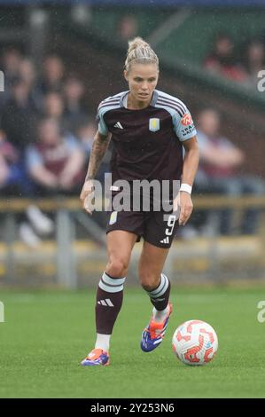 Everton FC vs Aston Villa FC amichevole pre-stagione. WALTON HALL PARK STADIUM, INGHILTERRA - 8 settembre 2024 durante l'amichevole pre-stagione tra l'Everton FC e l'Aston Villa FC al Walton Hall Park Stadium il 4 settembre 2024 a Liverpool in Inghilterra. (Foto Alan Edwards) Foto Stock