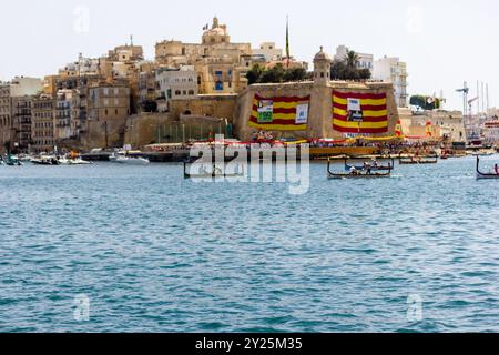 VALLETTA, MALTA - 8 SETTEMBRE 2024, l'evento nazionale maltese di regata della giornata della Vittoria 2024 Foto Stock