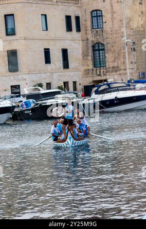 VALLETTA, MALTA - 8 SETTEMBRE 2024, l'evento nazionale maltese di regata della giornata della Vittoria 2024 Foto Stock