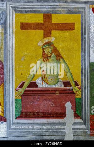 Particolare degli affreschi nella chiesa montana della Madonna del Casale. Rocca Pia, provincia dell'Aquila, Abruzzo, Italia, Europa Foto Stock