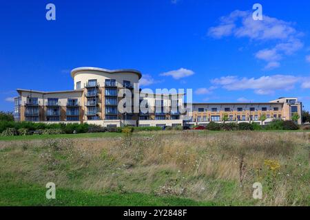 The Lacuna Apartments block, Windsor Esplanade, Cardiff Bay, Galles del Sud, Regno Unito. Presa nel settembre 2024 Foto Stock