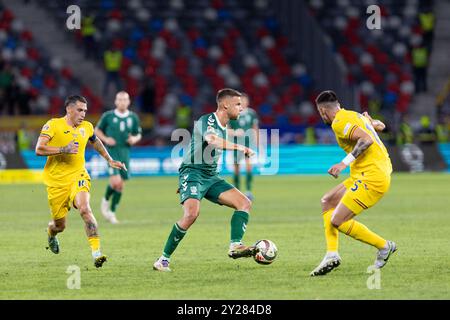 Bucarest, Roumanie. 9 settembre 2024. Nicolae Stanciu di Romania, Pijus Sirvys di Lituania e Andrei Burca di Romania durante la UEFA Nations League, fase a gironi, League C, gruppo C2, partita di calcio tra Romania e Lituania il 9 settembre 2024 allo Stadionul Steaua di Bucarest, Romania - Photo Mihnea Tatu/LightSpeed Images/DPPI Credit: DPPI Media/Alamy Live News Foto Stock