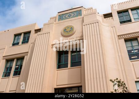 L'edificio architettonico dell'amministrazione cittadina e della contea di San Diego è un esempio ben conservato di Beaux-Arts e stile revival spagnolo. Foto Stock