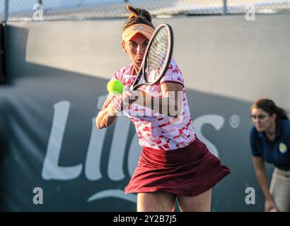 Monastir, Tunisia. 9 settembre 2024. L'Ucraina Lesia Tsurenko gioca contro la tedesca Eva Lys al Jasmin Open di Monastir, Tunisia. Il torneo di tennis professionistico femminile si svolge al Magic Hotel Skanes di Monastir dal 9 al 15 settembre 2024. Foto Stock