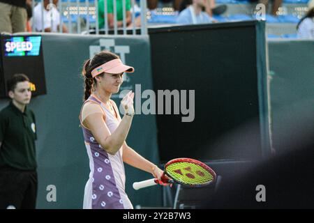 Monastir, Tunisia. 9 settembre 2024. Eva Lys della Germania gioca contro Lesia Tsurenko dell'Ucraina al Jasmin Open di Monastir, Tunisia. Il torneo di tennis professionistico femminile si svolge al Magic Hotel Skanes di Monastir dal 9 al 15 settembre 2024 Foto Stock