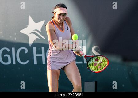 Monastir, Tunisia. 9 settembre 2024. Monastir, Tunisia. 9 settembre 2024. Eva Lys della Germania gioca contro Lesia Tsurenko dell'Ucraina al Jasmin Open di Monastir, Tunisia. Il torneo di tennis professionistico femminile si svolge presso il Magic Hotel Skanes di Monastir dal 9 al 15 settembre 2024 (Credit Image: © Hasan mrad/IMAGESLIVE via ZUMA Press Wire) SOLO PER USO EDITORIALE! Non per USO commerciale! Foto Stock