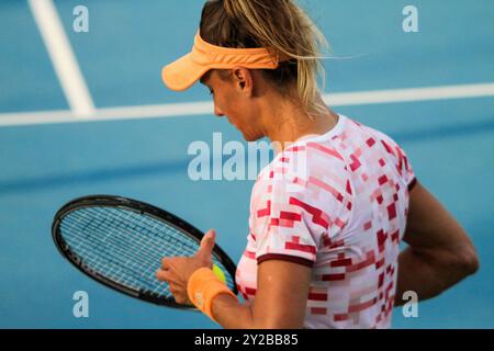 Monastir, Tunisia. 9 settembre 2024. Monastir, Tunisia. 9 settembre 2024. L'Ucraina Lesia Tsurenko gioca contro la tedesca Eva Lys al Jasmin Open di Monastir, Tunisia. Il torneo di tennis professionistico femminile si svolge al Magic Hotel Skanes di Monastir dal 9 al 15 settembre 2024. (Immagine di credito: © Hasan mrad/IMAGESLIVE tramite ZUMA Press Wire) SOLO PER USO EDITORIALE! Non per USO commerciale! Foto Stock