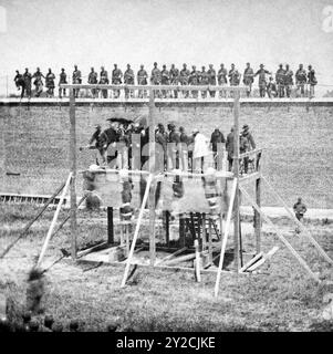 Esecuzione di Mary Surratt, Lewis Powell, David Herold e George Atzerodt, cospiratori di Abraham Lincoln assassinio, il 7 luglio 1865 a Fort McNair in Washington D.C. Foto Stock