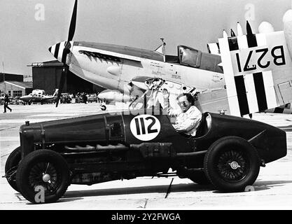 AJAXNETPHOTO. 1976. YEOVILTON, INGHILTERRA. - MACCHINA DA CORSA FRANCESE - UNA MACCHINA DA CORSA DELAGE V12 DEL 1923. DELAGE È STATA FONDATA A LEVALLOIS-PERRET, PARIGI, NEL 1905; FAMOSA PER LE SUE AUTOMOBILI DI LUSSO E LE AUTO DA CORSA. FOTO: JONATHAN EASTLAND/AJAXREF: 340 222904 2 20 Foto Stock