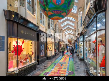 The Burlington Arcade, Piccadilly, Londra, Inghilterra, Regno Unito Foto Stock