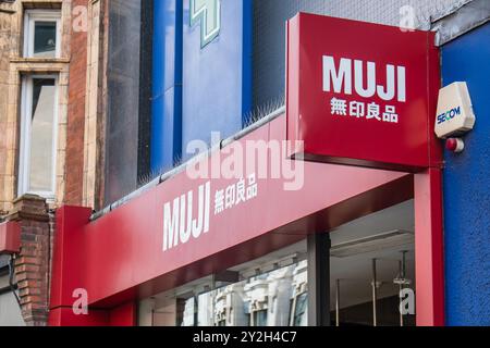 Londra, Regno Unito - 24 luglio 2024: Logo Muji Shop. Foto Stock