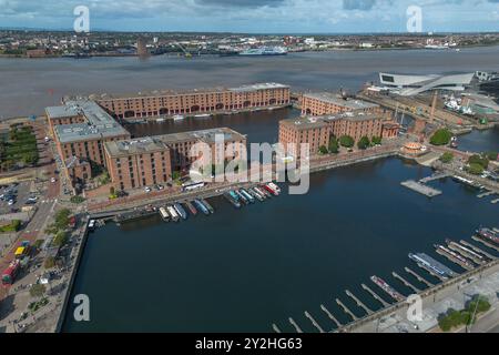 Vista aerea del Royal Albert Dock, Liverpool, Inghilterra. Foto Stock