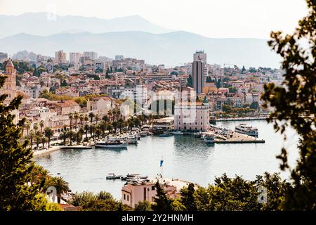 Vista di Spalato dalla collina di Marjan, Spalato, Croazia Foto Stock