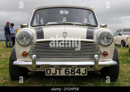 Low Ham.Somerset.Regno Unito. 20 luglio 2024.Una Leyland Mini britannica del 1971 è in mostra al Somerset Steam and Country Show Foto Stock