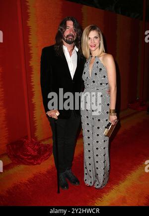 West Hollywood, ca. 20 settembre 2024. Dave Grohl, Jordyn Blum, presente all'Official Emmy After Party 2015 della HBO al Pacific Design Center il 20 settembre 2015. Crediti: Faye Sadou/Media Punch/Alamy Live News Foto Stock