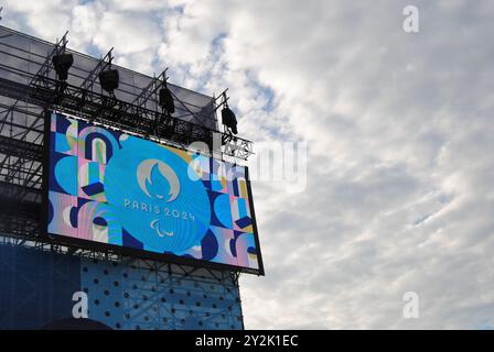 Vaires-sur-Marne, Francia - 07 settembre 2024: Stadio Nautico Vaires-Sur-Marne, sede dei Giochi Olimpici e Paralimpici di Parigi 2024. Foto Stock