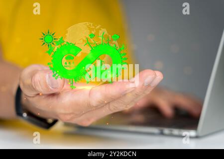 Un uomo d'affari ha l'icona dell'economia circolare. Approccio strategico sostenibile per eliminare i rifiuti e l'inquinamento per la crescita futura delle imprese e dell'ambiente, Foto Stock