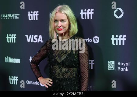 Toronto, Canada. 11 settembre 2024. Naomi Watts partecipa alla prima di "The Friend" durante il Toronto International Film Festival 2024 alla Roy Thomson Hall di Toronto, Canada, il 10 settembre 2024. (Foto di Arrush Chopra/NurPhoto) crediti: NurPhoto SRL/Alamy Live News Foto Stock