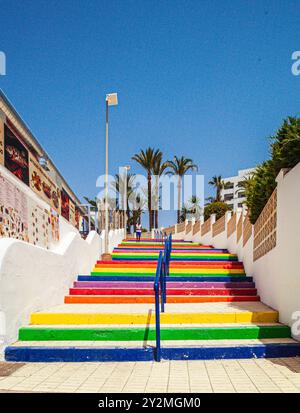 Scalinata arcobaleno a Nerja, Costa del Sol, Spagna Foto Stock