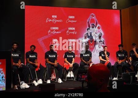 EA7 Emporio Armani Olimpia Milano presentazione nuovi giocatori durante EA7 Emporio Armani Milano - presentazione squadra, eventi sportivi a Milano, Italia, 11 settembre 2024 Foto Stock