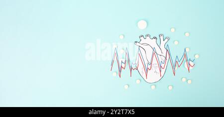 Infarto, malattia della miocardite, infiammazione del muscolo, trombosi e stress cardiaco, frequenza del battito cardiaco e pillole mediche Foto Stock